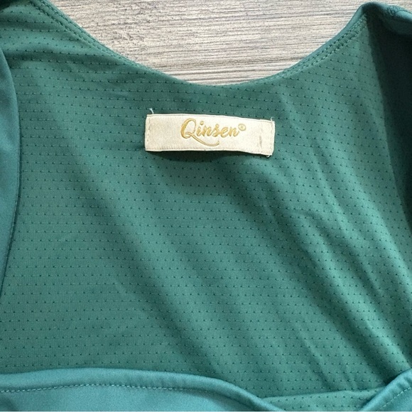 Qinsen Green Unitard Romper Short Jumpsuit Square Neck Yoga Exercise Sz 6 - Picture 2 of 6